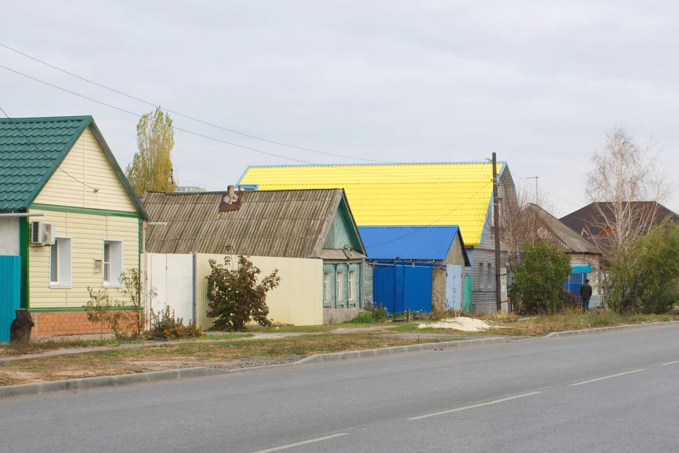 Частный сектор есть в каждом районе Волгограда, еще больше его в пригороде.