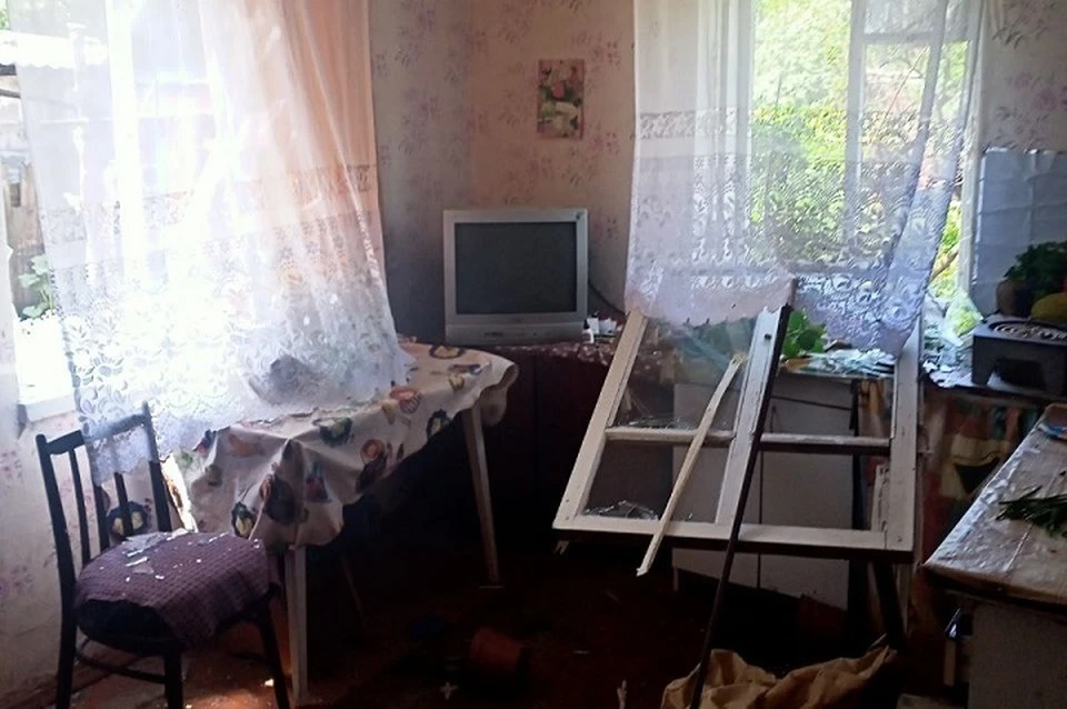 В Буденовском районе Донецка в результате обстрела ВФУ погибла девочка 14 лет. Еще одна девочка госпитализирована. Фото: ТГ/Алексей Куземзин