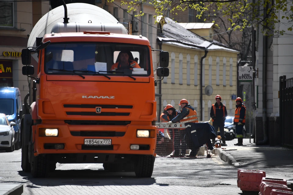 Ограничения введут на Авиационной улице в районе пересечения с улицей Академика Курчатова.