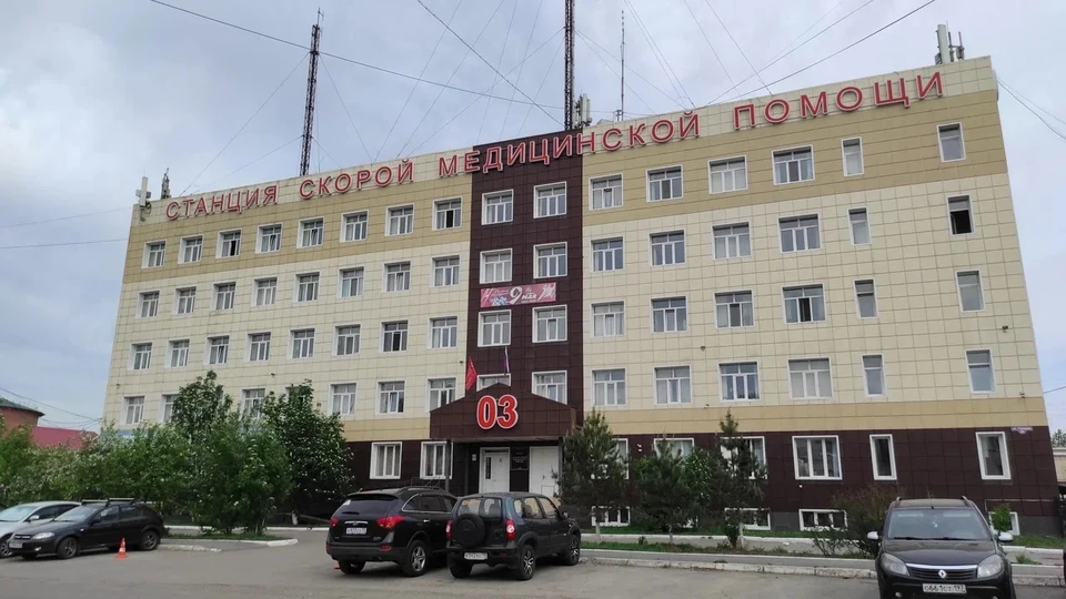 В Томской области на трассе, в ходе лобового столкновения двух автомобилей, пострадал ребенок.