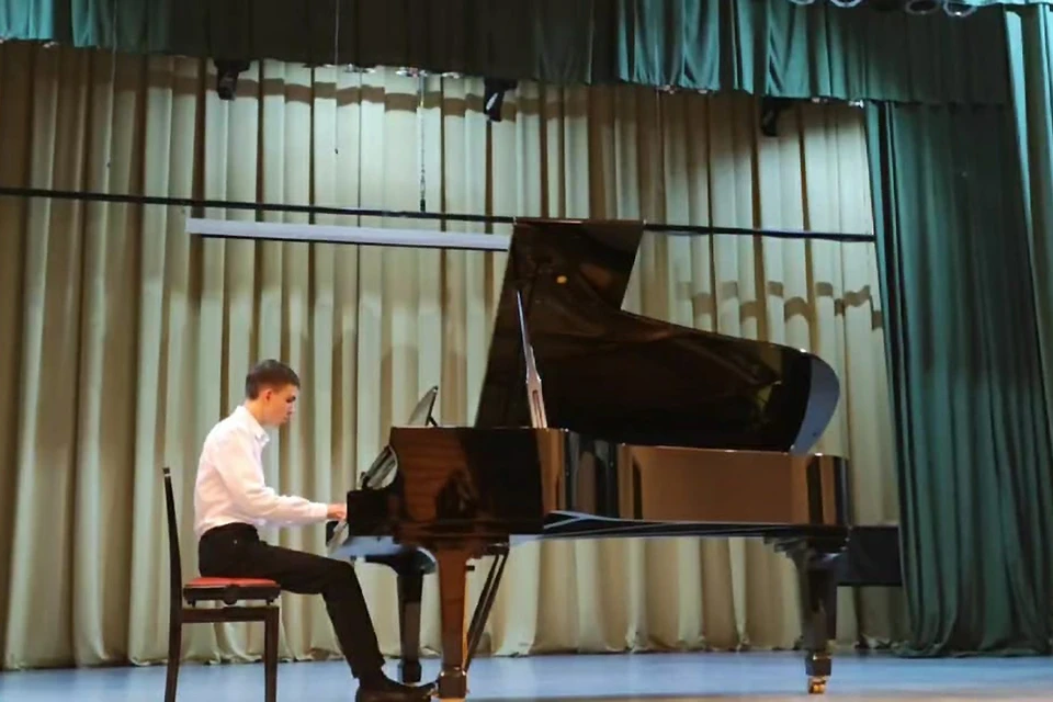 Лев Даниленко.