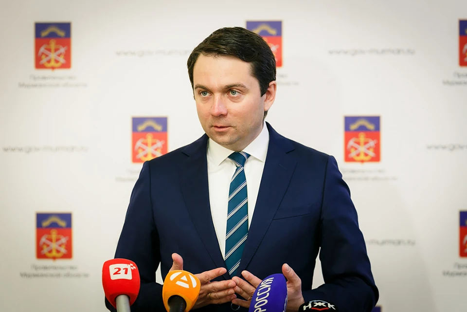 Глава Мурманской области Андрей Чибис прокомментировал информацию, которая распространилась в сети, что в регионе есть трудовые лагеря для беженцев из ЛНР и ДНР. Фото: Правительство Мурманской области