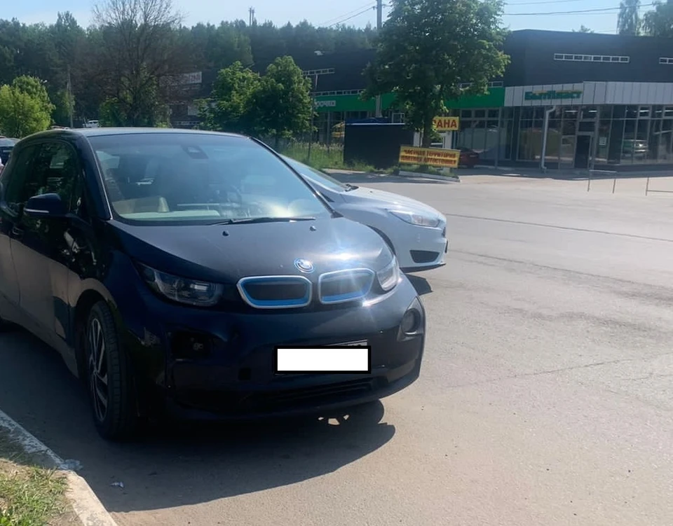 Авария произошла около 9 часов утра на улице Вишневского.
