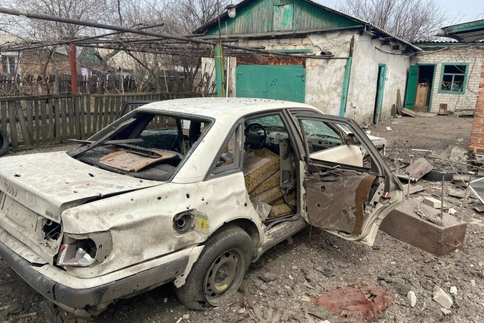 Украинские боевики целенаправленно обстреливают жилые районы ДНР. Фото: ТГ/Приходько