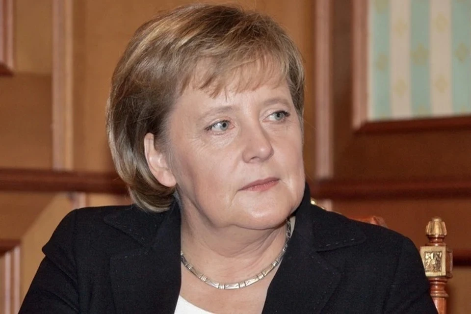 Меркель назвала свой уход с поста канцлера ФРГ возможной причиной эскалации конфликта на Украине