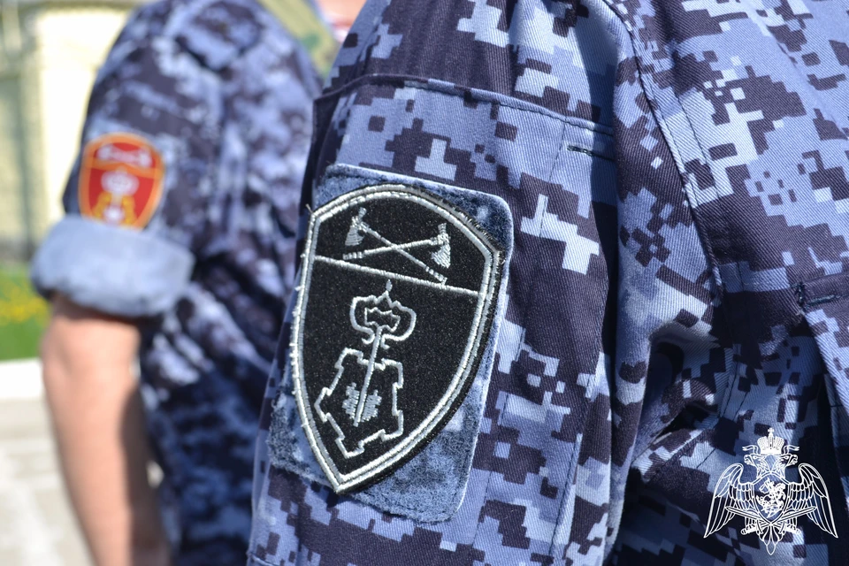 Молодых людей взяли с поличным сотрудники Росгвардии