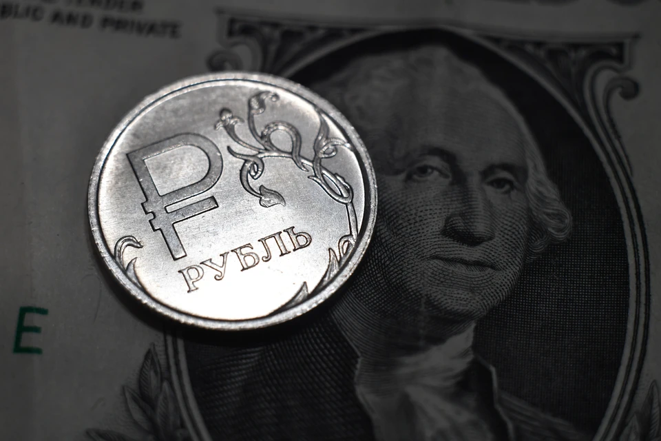 Новосибирцы потеряли деньги на покупке валюты.