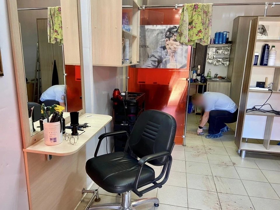 Тело женщины обнаружили 25 июня в парикмахерской, где она работала. Фото: СУ СКР по УР
