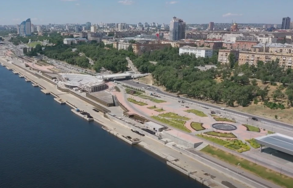 Реконструкция набережной волгоград. Набережная Волгоград. Набережная Волгоград реконструкция. Реконструкция центральной набережной Волгограда. Реконструкция Петровской набережной.
