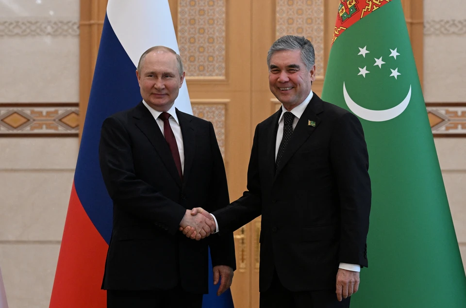 Владимир Путин и Гурбангулы Бердымухамедов
