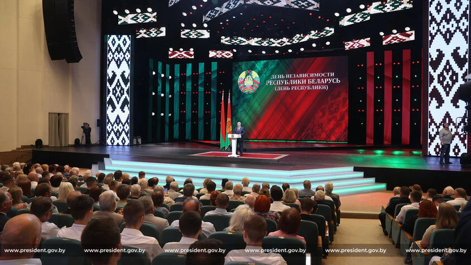 По словам Лукашенко, ответить на угрозы в Беларуси могут в одну секунду, и чем ответить в стране есть. Фото: сайт президента Беларуси