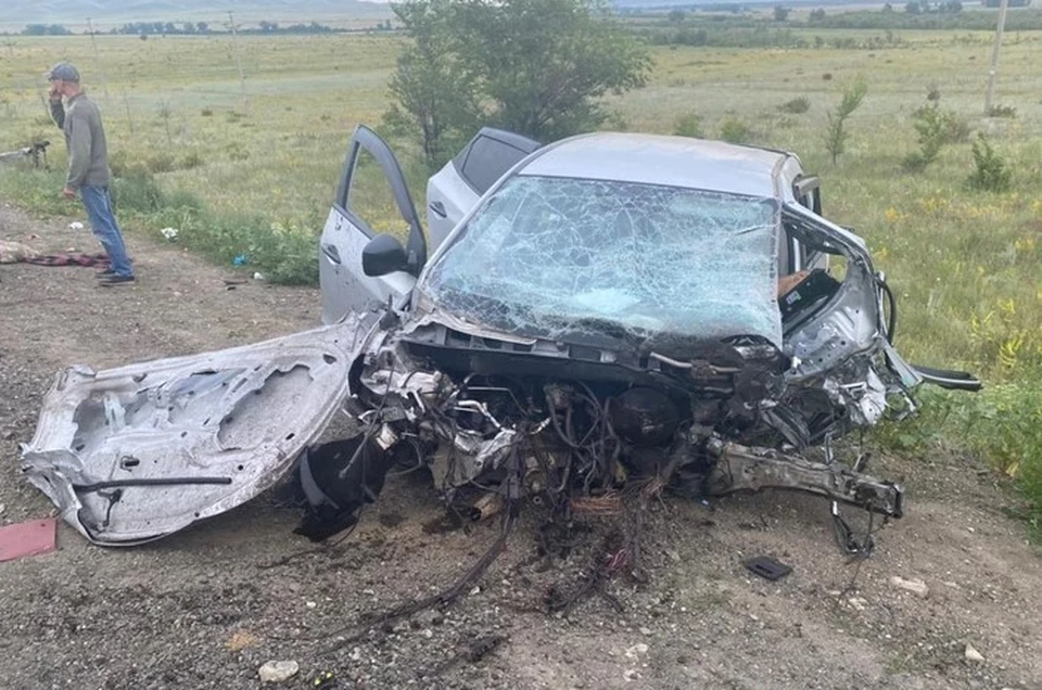 Медики борются за жизни еще двоих пострадавших