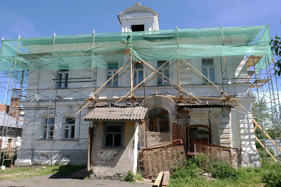 В "Усадьбе Худякова" начат ремонт. Фото: НРО "Единая Россия".