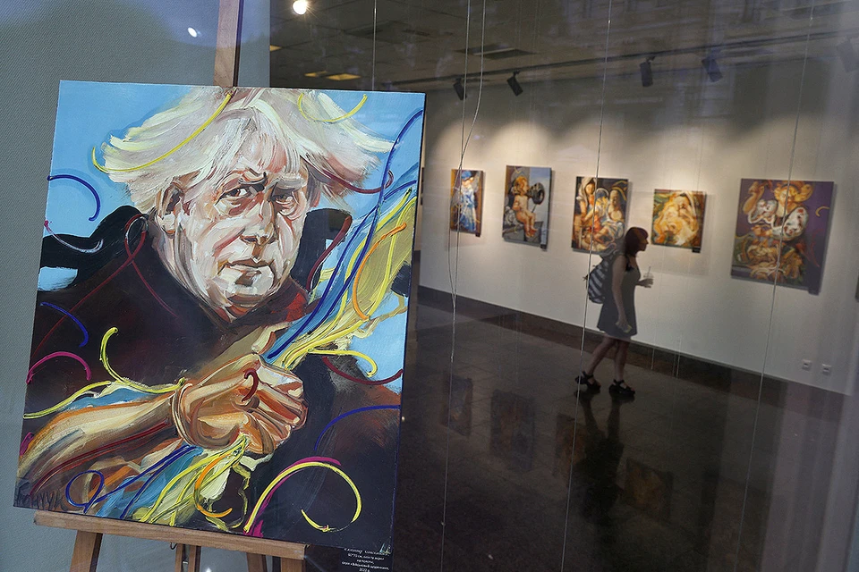 Портрет Бориса Джонсона в художественной галерее, Львов.
