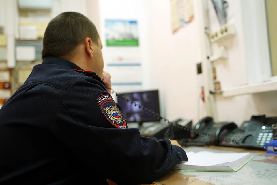 В настоящее время подозреваемый общается с представителями правоохранительных органов