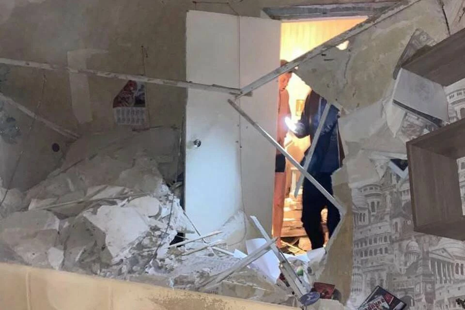 В Нижнем Новгороде произошел взрыв неизвестного вещества в многоквартирном доме Фото: ГУ МЧС по Нижегородской области