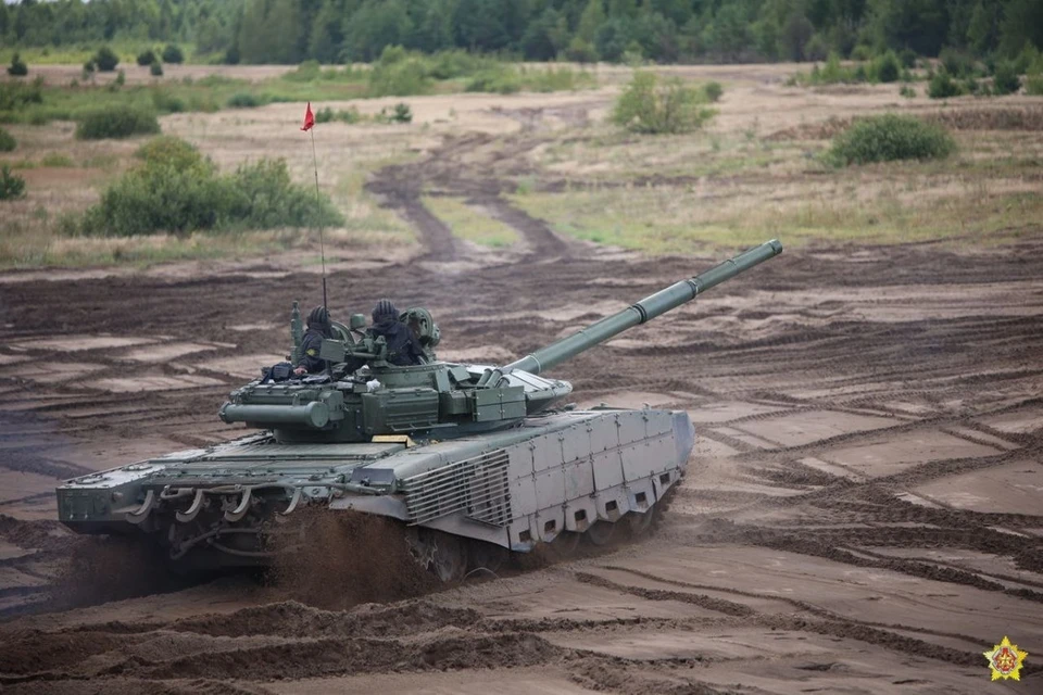 Министр обороны заявил, что в Беларуси сделали современный танк T-72. Фото: "Ваяр"