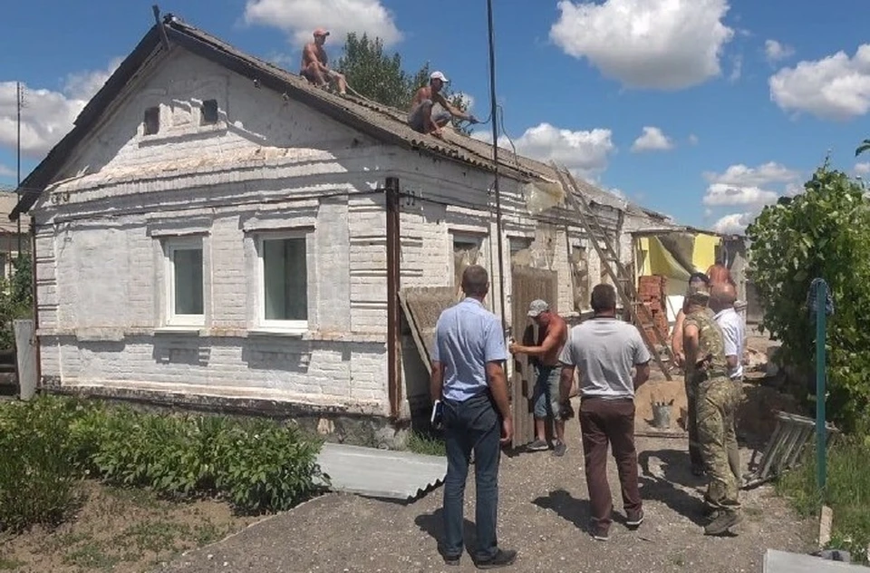 Ремонт уже начат в первых 11 домах Новоазовского района. Фото: пресс-служба Министерства строительства ДНР