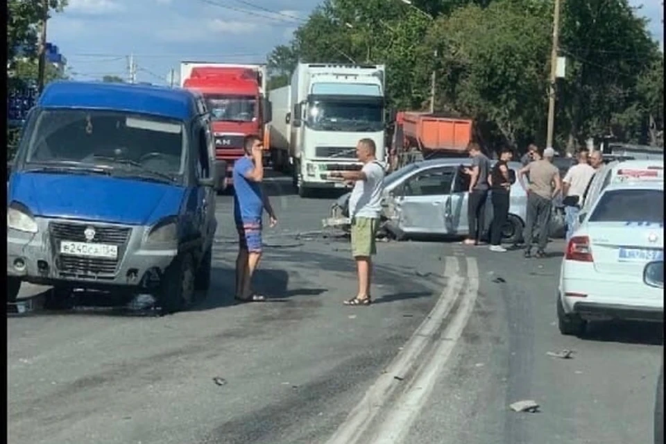 В Новосибирске в ДТП пострадала 6-летняя девочка. Фото: АСТ-54.