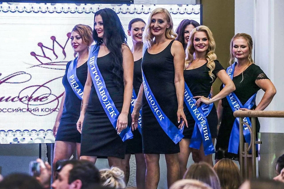 На титул «Миссис Великая Русь-2022» претендовали 48 женщин.