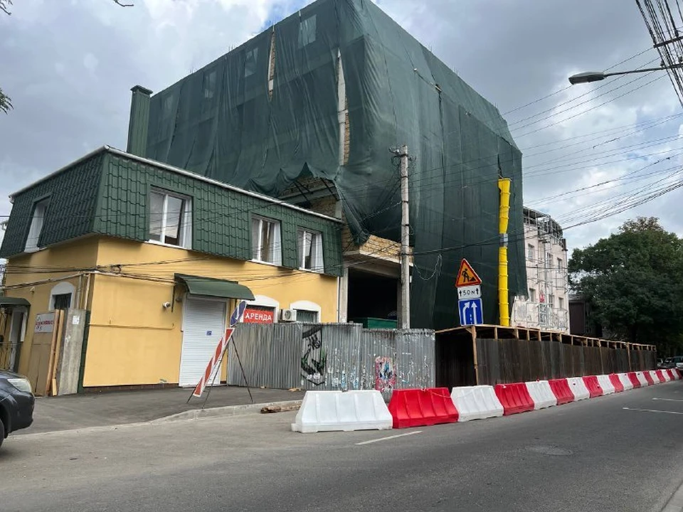 На сегодняшний день здание в центре Симферополя является самым большим самостроем в крымской столице