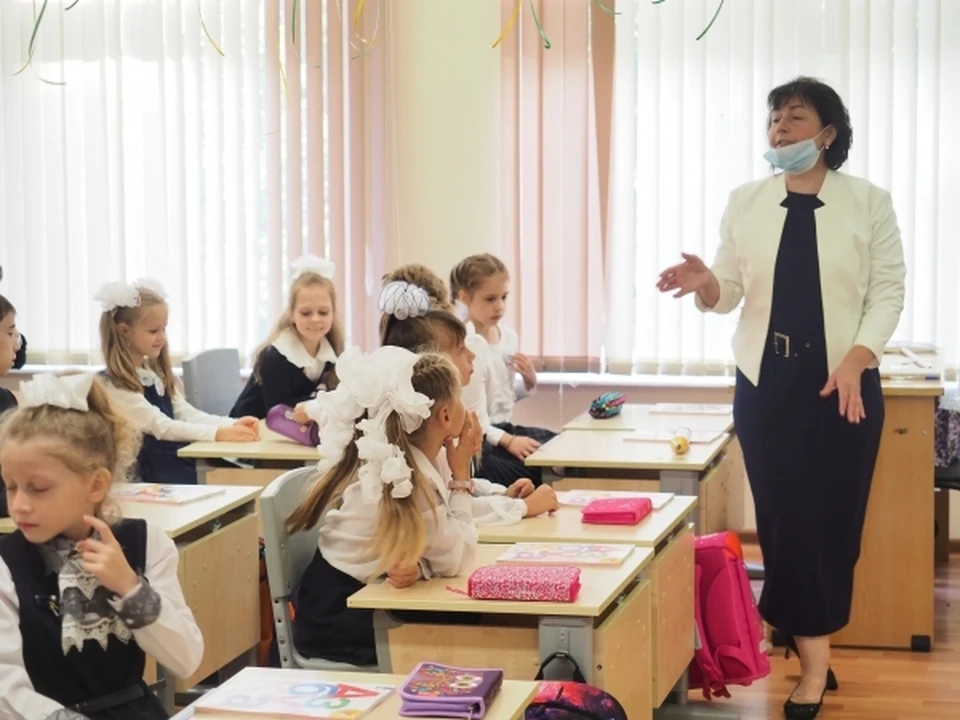 Среди рекомендаций также: проветривание, использование антисептиков, обработка поверхностей.