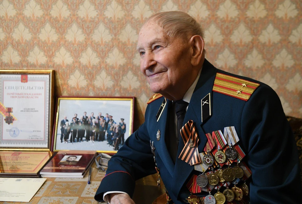Поздравляем Ивана Евгеньевича, многие лета и воплощения всего задуманного!