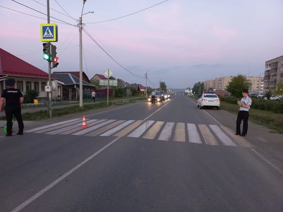 Известно, что девочки шли на детскую площадку. Фото: УГИБДД по Свердловской области