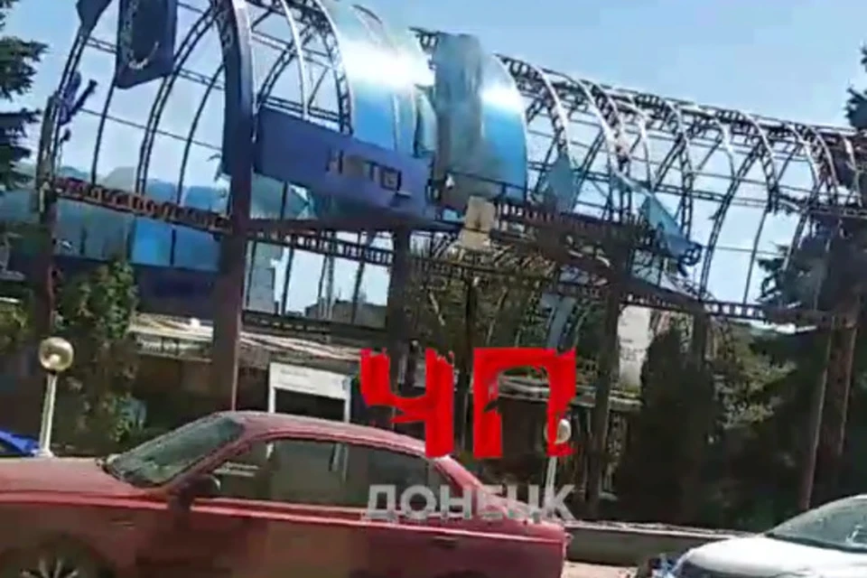 Прилеты идут в центре Донецка. Фото: Скриншот видео ЧП Донецк