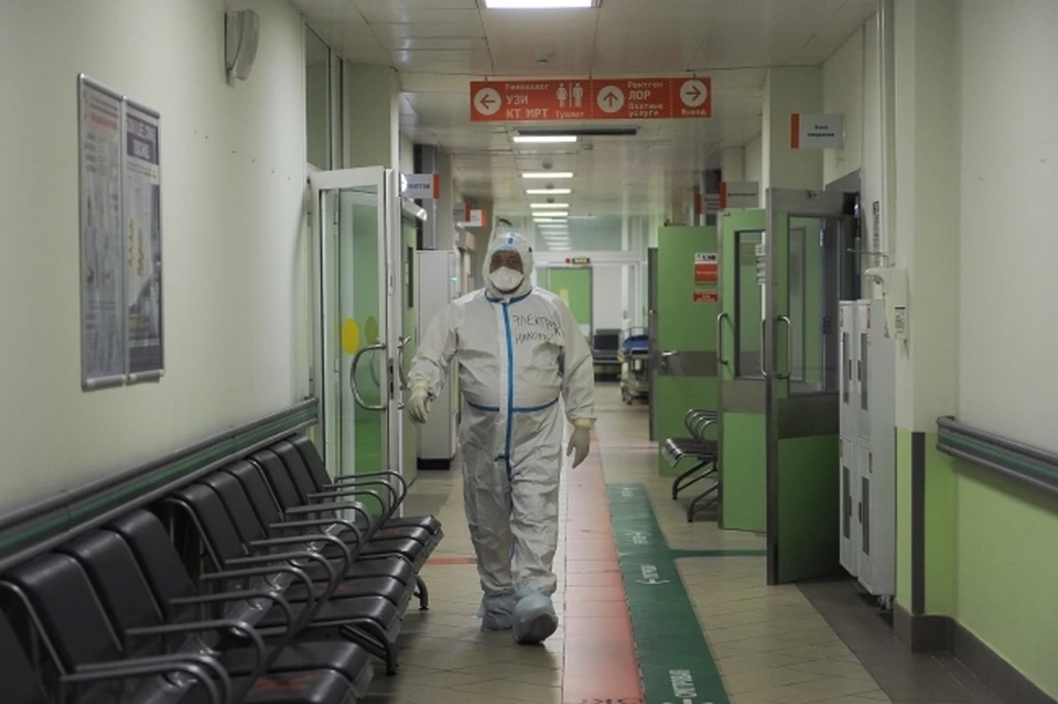 В новых центрах медработники будут осматривать пациентов, брать тесты на ковид, открывать больничные листы и выдавать лекарственные препараты в случае положительного экспресс-теста на коронавирус.