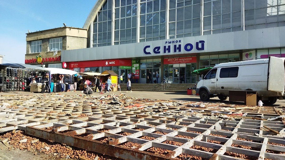 В Саратове появилось первое достопримечательное место: власти «взяли под  крыло» площадь у Сенного - KP.RU