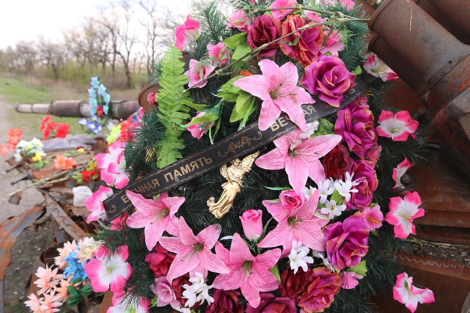 В Азове до конца года откроют 49 памятных досок погибшим ВСО.