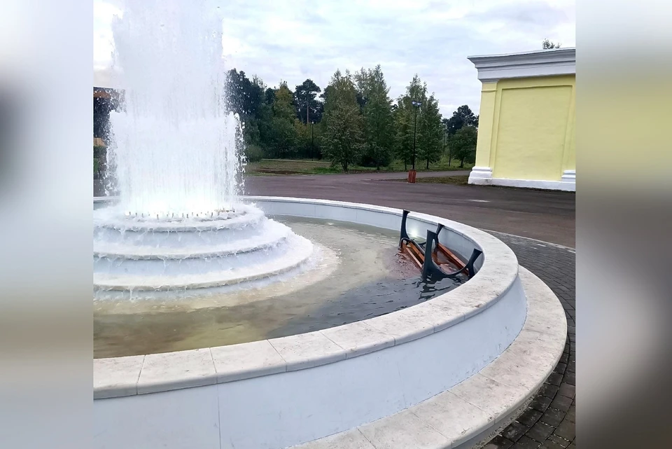 Мэр удивился желанию людей портить новые объекты. Фото: подписчица страницы Владислава Пинаева
