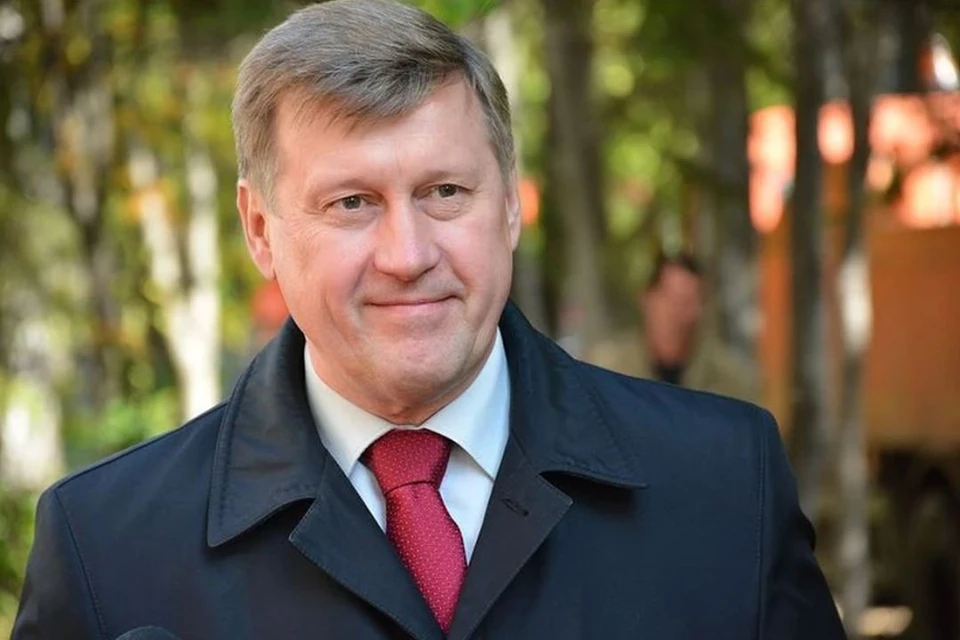Мэр Новосибирска Анатолий Локоть высказался о сносе стелы героям ВОВ.