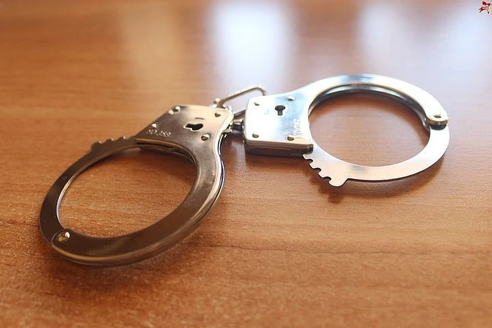В соответствии с ч. 2 ст. 158 УК РФ (Кража) злоумышленнику грозит до пяти лет лишения свободы.