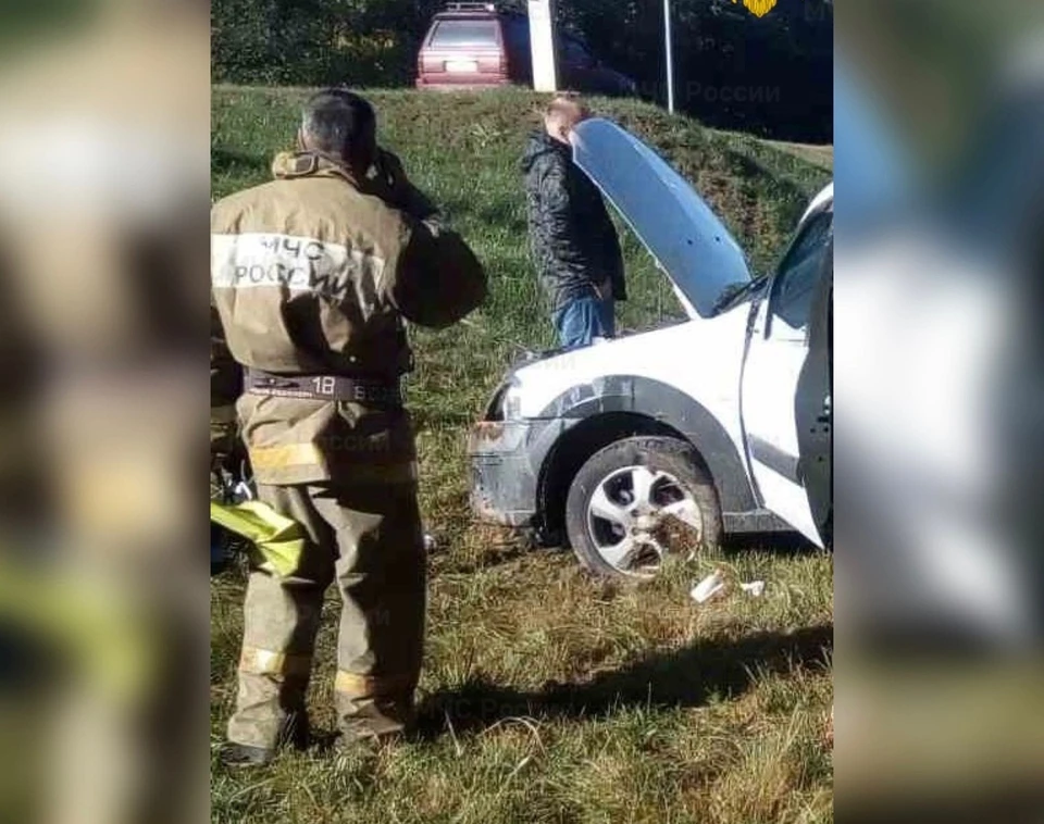 В Медынском районе отечественный автомобиль улетел в кювет
