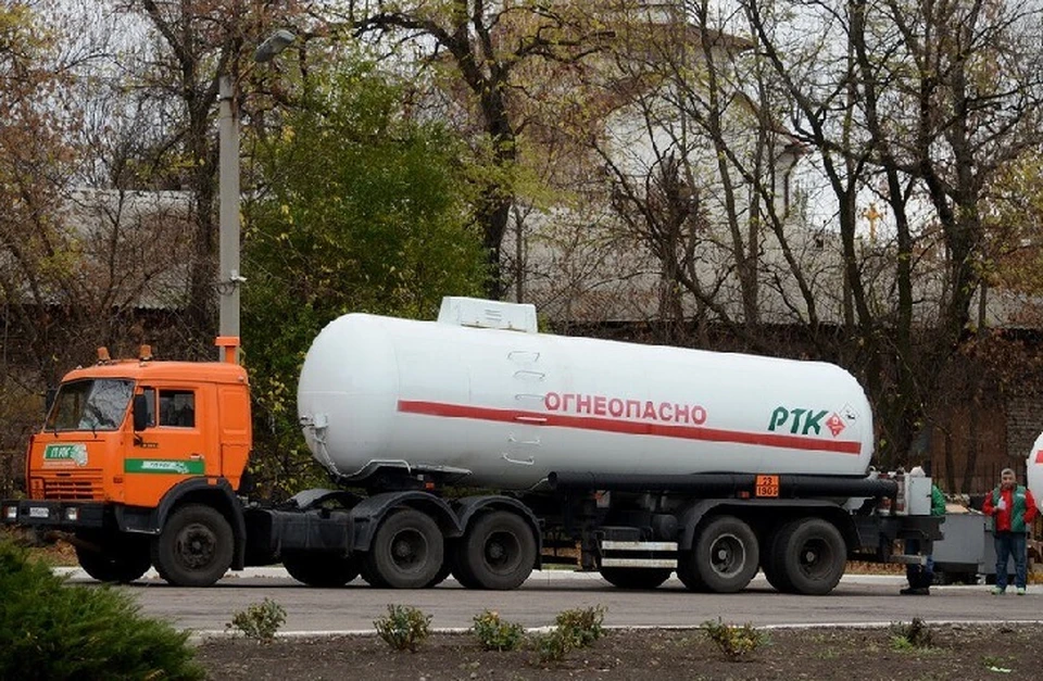 Глава ДНР считает, что новые меру помогут стабилизировать ситуацию с топливом. Фото: ДАН