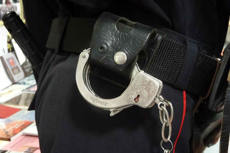 Полицейскими задержан 20-летний аферист из Сургута
