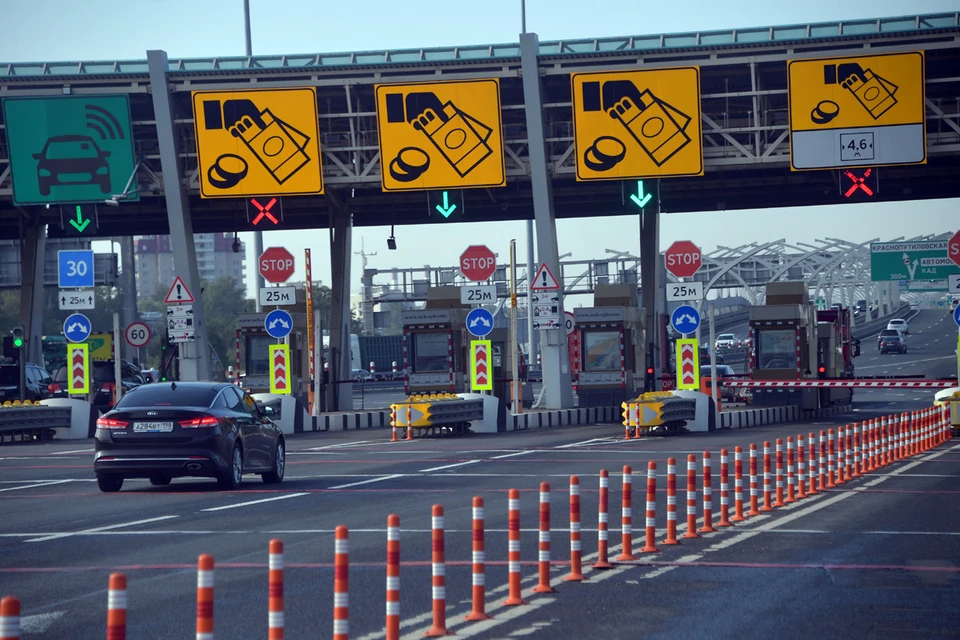 The first toll roads appeared in Russia back in 1999, and motorists gradually got used to them.  As we are accustomed to the fact that travel on them is gradually becoming more and more expensive.