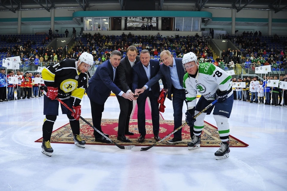 В Рязани стартовал XII Всероссийский фестиваль по любительскому хоккею Ночная хоккейная лига.