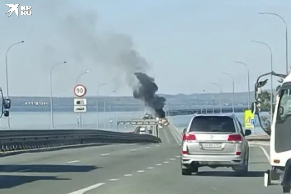 В пресс-службе МЧС уточняют подробности. Фото: Кирилл КИРЕЕВ.