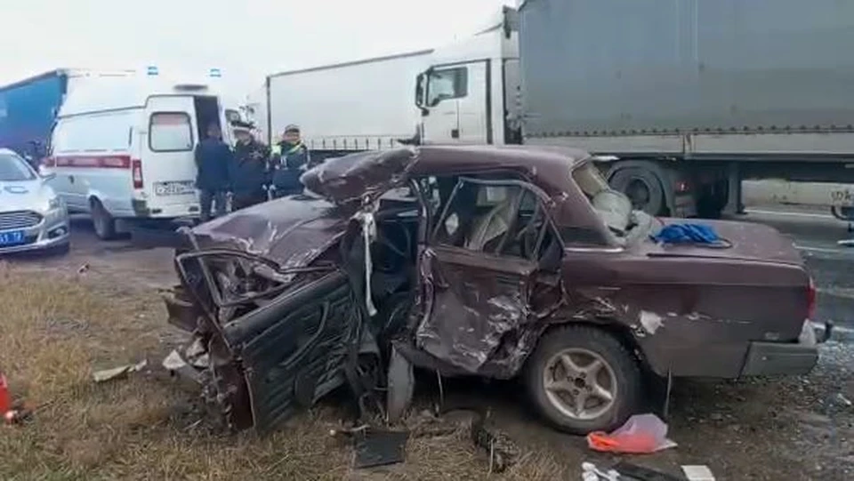 На тюменской трассе по вине пенсионера произошло массовое ДТП.