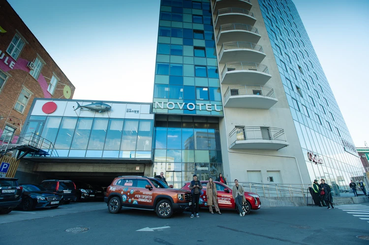 Гастрогород внутри отеля: «Комсомолка» узнала, как туристов принимает гостиница с мировым именем во Владивостоке