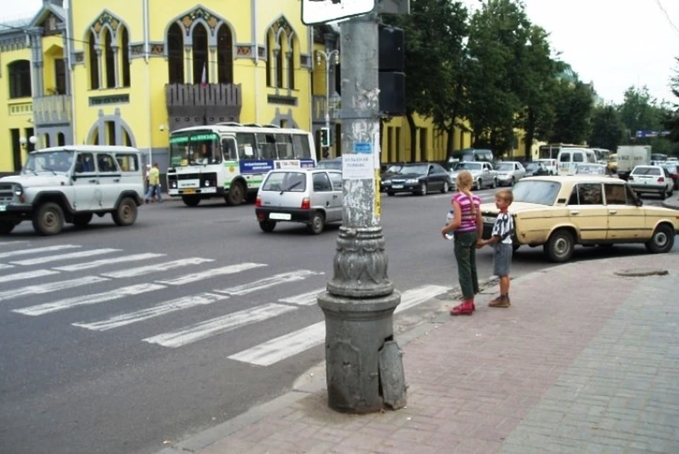 В Курске продолжаются дорожные работы