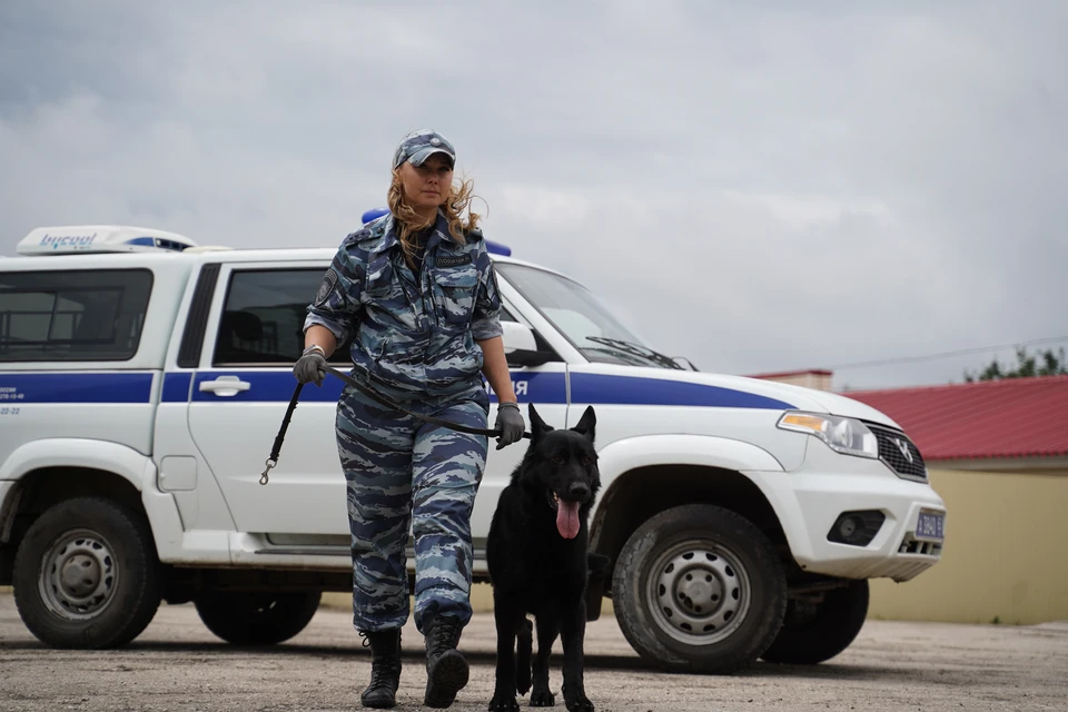 Сообщения о минировании зданий оказались ложными Фото: Светлана МАКОВЕЕВА