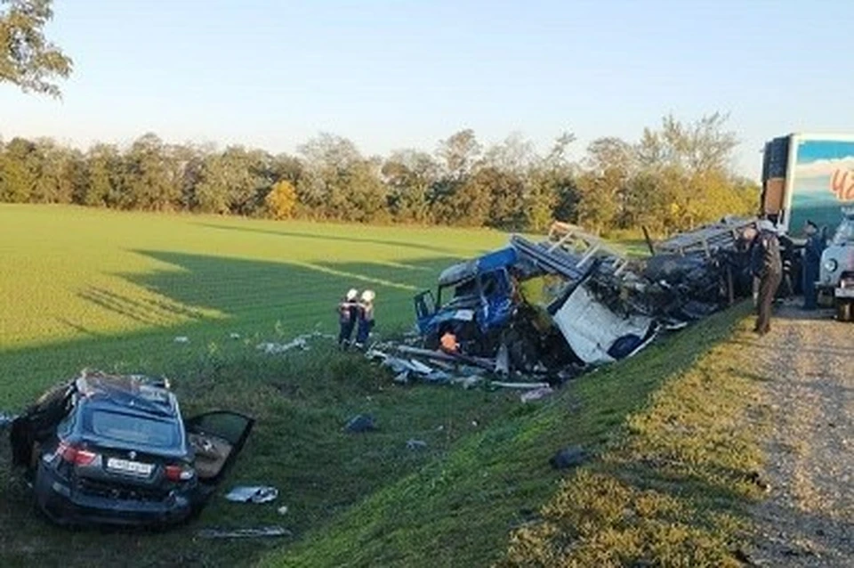 Что случилось в краснодарском крае последние. Авария в Успенском районе Краснодарского края. Авария на Кубани 3 фуры.