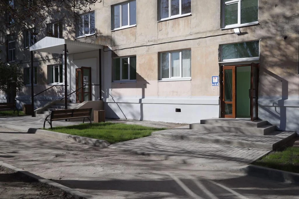 Тульские строители подготовили к отопительному сезону 16 жилых многоэтажек в Мариуполе. Фото: пресс-служба правительства Тульской области.