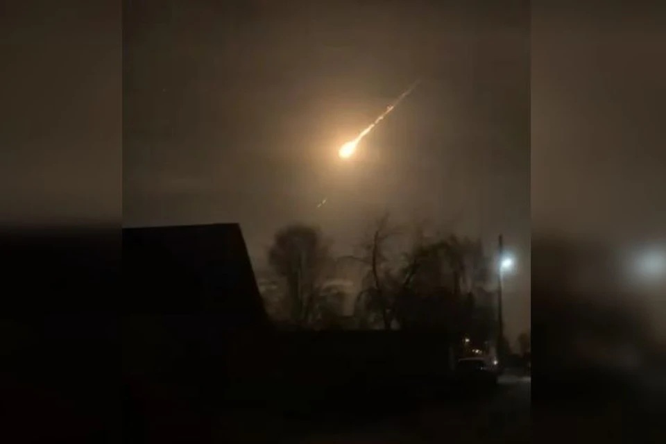 Из-за яркой вспышки в Томске на мгновение стало светло, как днем Фото: AstroAlert | Наблюдательная астрономия, vk.com/astro.nomy