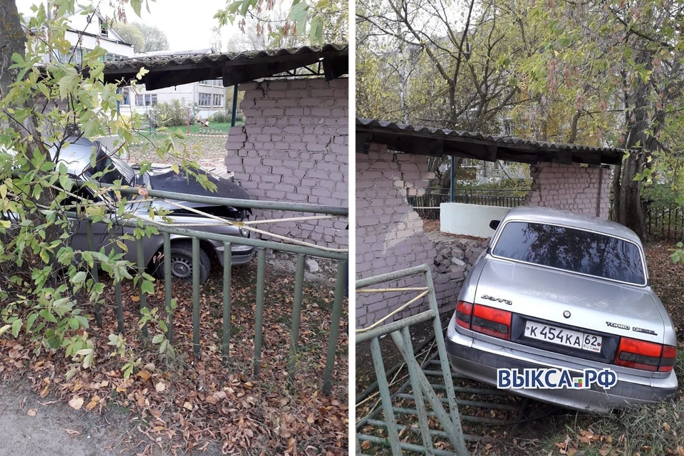 «Волга» протаранила веранду детского сада в Выксе. Фото: Выкса.РФ
