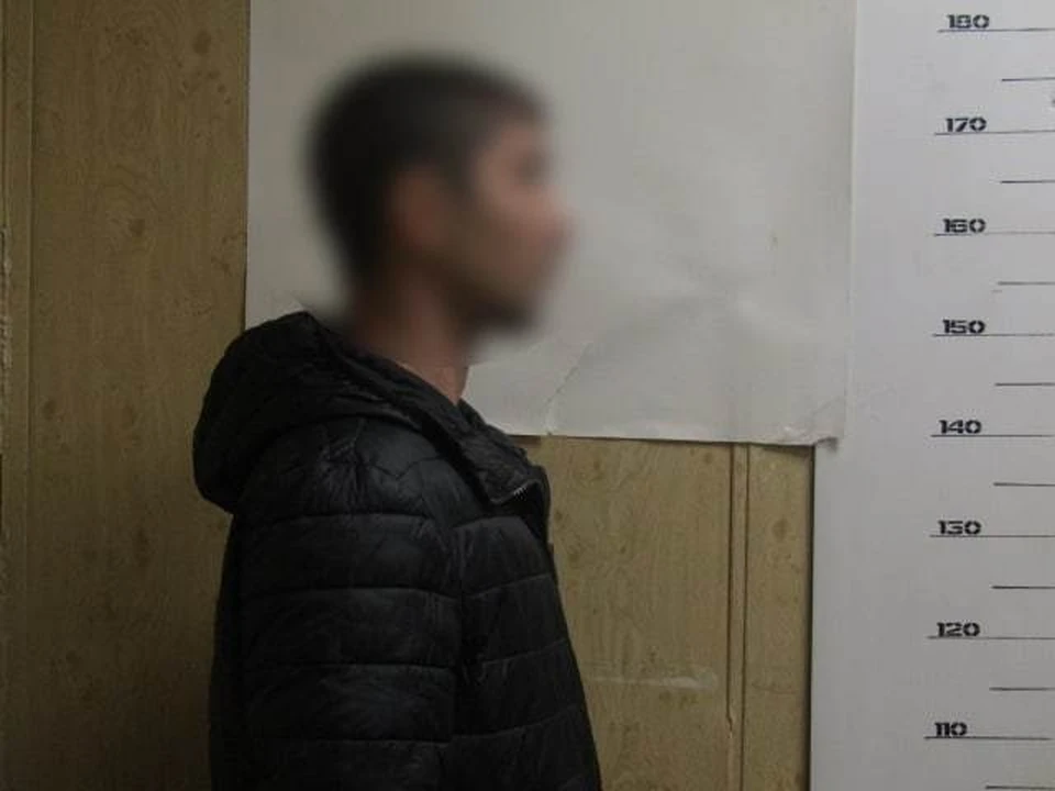 В Оренбурге пьяный сожитель после ссоры с подругой похитил из ее дома украшения на 50 тысяч рублей
